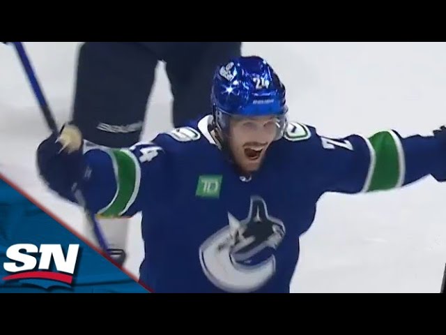 Canucks' Pius Suter Fires Home Game-Tying Goal Late To Cap Off Third Period Hat Trick vs. Blues