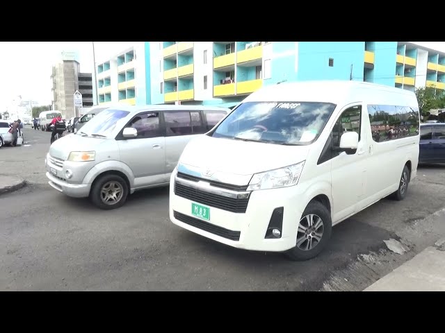 SCHOOL BOYS TARGET PUBLIC TRANSPORT, DRIVER REFUSES TO OPERATE WITHOUT WINDSCREEN.(Jan. 25th 2024)