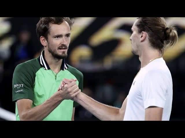 Medvedev pasa a la final del Abierto de Australia, donde le espera Sinner