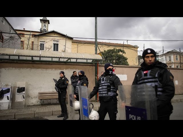 ⁣Angriff auf italienische Kirche in Istanbul: Mindestens eine Person getötet