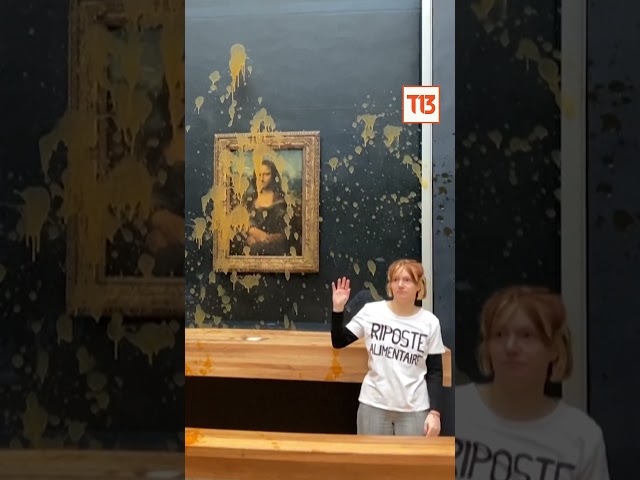 Ecologistas lanzan sopa al cristal de la "Mona Lisa" en el Louvre