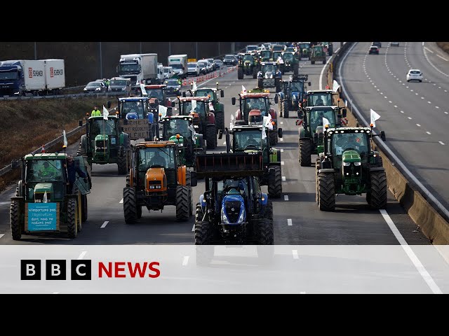 Tractors block major roads in Europe as farmer protests continue | BBC News