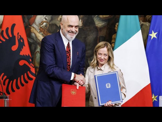 ⁣Flüchtlingszentren: Albanisches Verfassungsgericht billigt Migrationsdeal mit Italien