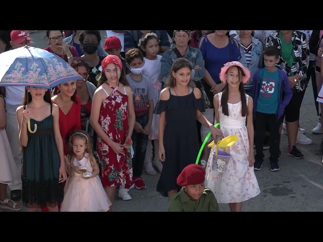 Desfile martiano reverencia al Apóstol en #PuertoPadre