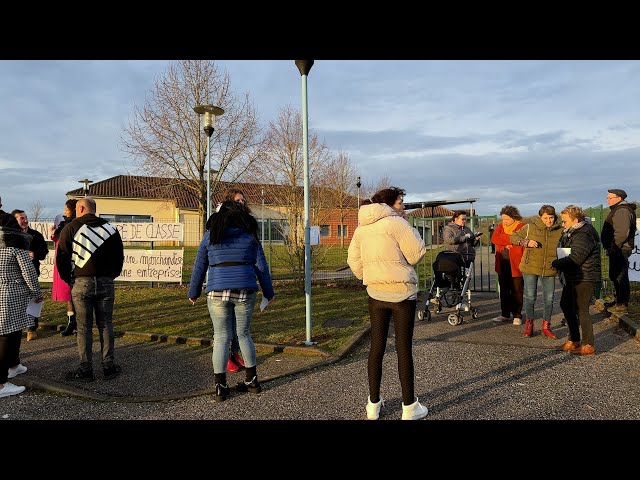 Suppression de poste d’enseignant, les parents disent “non”