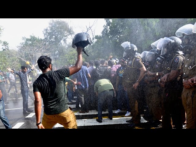 Sri Lanka police disperse tear gas at protestors