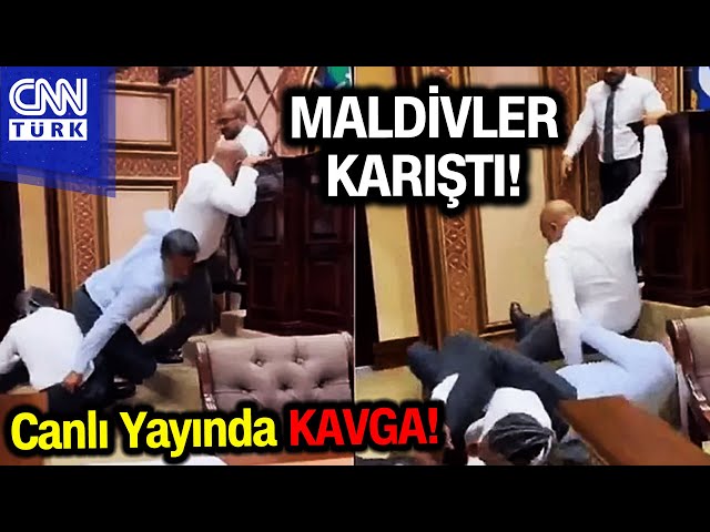 Maldivler Meclisi'nde Yumruklu Kavga! Muhalifler Meclis Başkanı’na Saldırdı #Haber