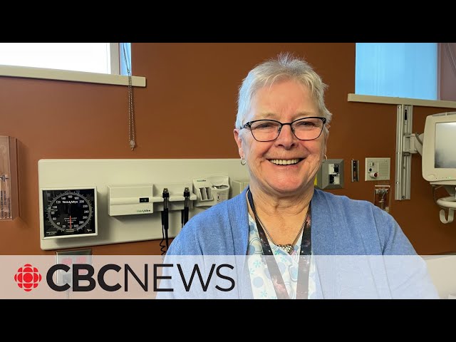 Hospital staff celebrate retiring employee with 'Donna Day'