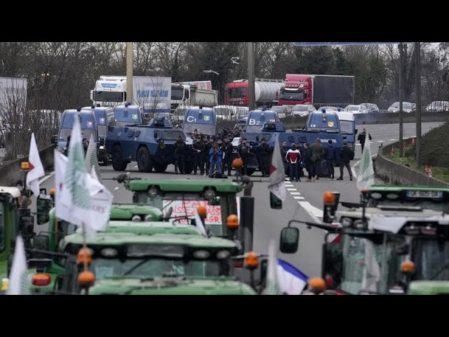 Colère des agriculteurs : 18 personnes interpellées près de Rungis pour "entrave à la circulati