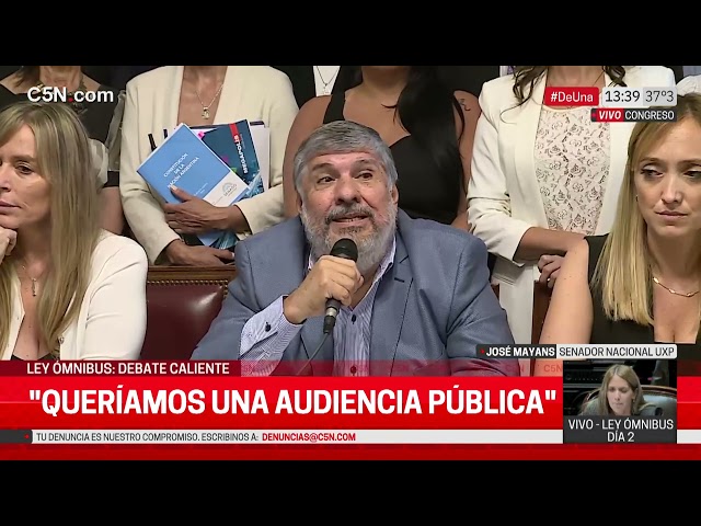 SENADORES RECLAMAN ser CONVOCADOS para TRATAR el DNU