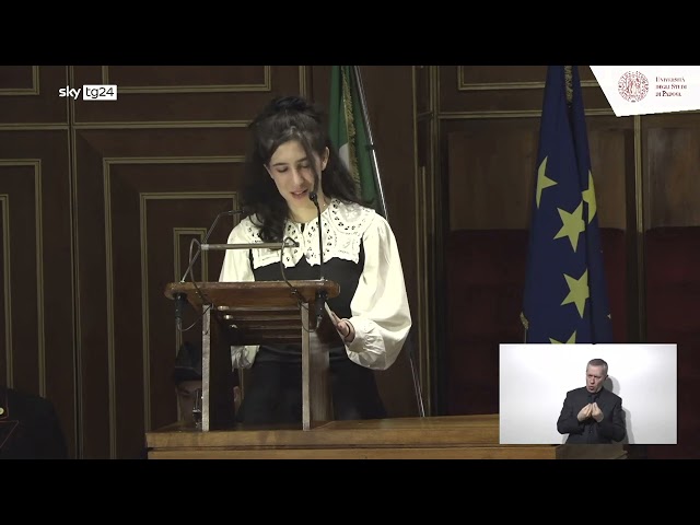 ⁣Giulia Cecchettin, il discorso della sorella per la laurea