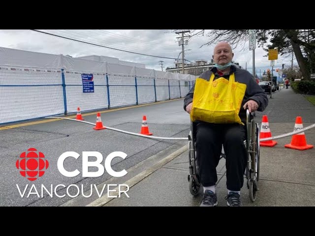 Steveston, B.C., seniors struggle to find affordable groceries after local supermarket fire