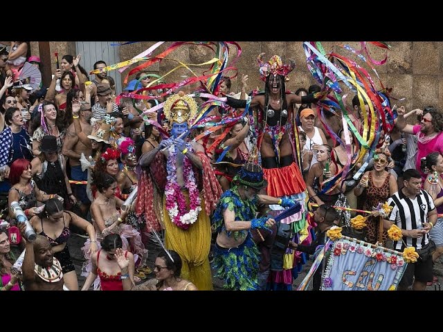 NO COMMENT | Así es el ritual de limpieza del Sambódromo de Río de Janeiro