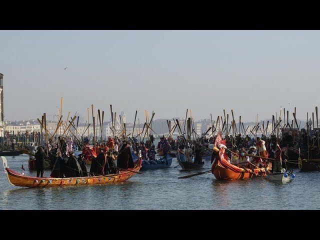 El Carnaval de Venecia celebra el desfile de las 12 Marías