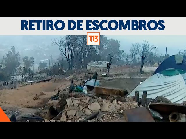 Incendios: Vecinos comienzan a retirar escombros para iniciar reconstrucción