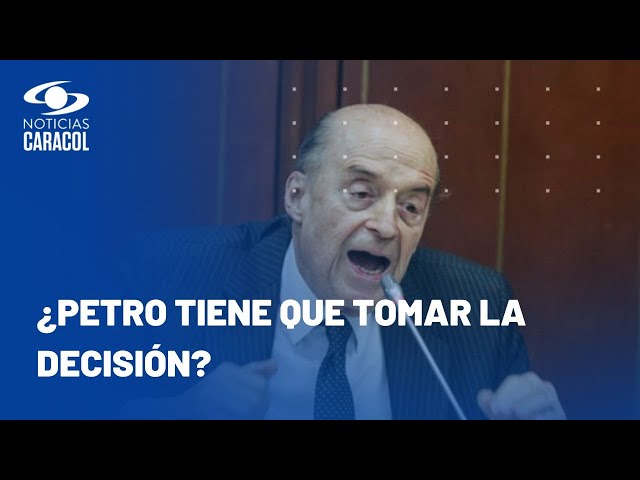 Canciller Álvaro Leyva acatará suspensión ordenada por la Procuraduría