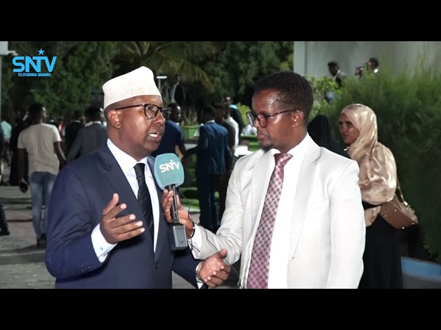 Madaxweynaha JFS mudane Xasan Sheekh Maxamuud ayaa caawa Xulka Galmudug guddoonsiiyey koobka