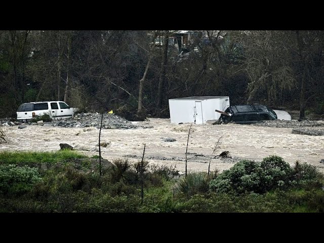 El sur de California se mantiene en alerta ante el riesgo de inundaciones y deslizamientos de tierra