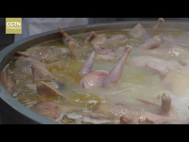 Les légumes de longévité sont l'un des plats les plus traditionnels du Nouvel An dans le Sud-Ou