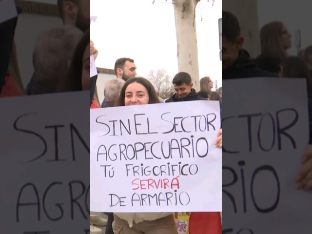 #AGRICULTORES: PROTESTAN para que las "NEVERAS NO SEAN ARMARIOS"