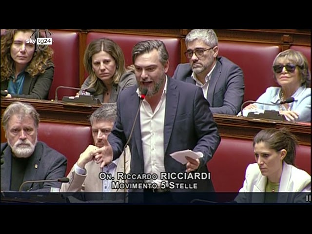 Salis, M5s: processo politico, governo no forza di opporsi