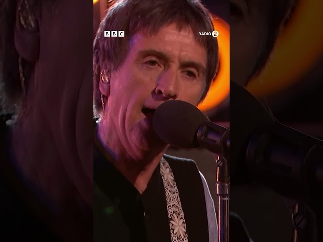 Johnny Marr covers Iggy Pop in the #R2PianoRoom 