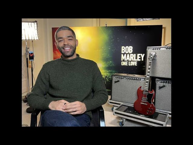 L'acteur Kingsley Ben-Adir se confie à propos de « Bob Marley : One Love »