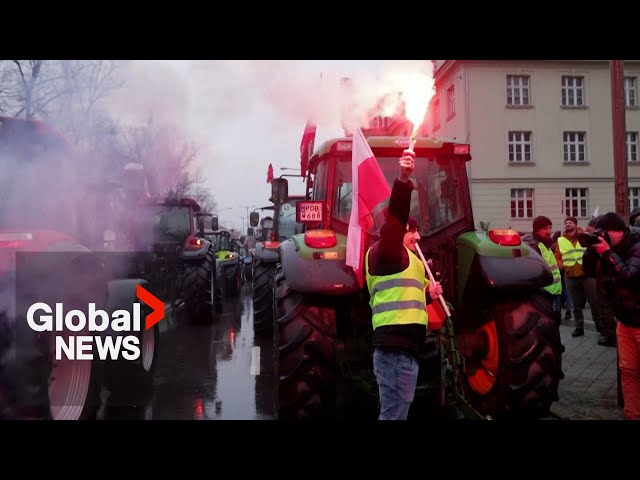 Polish farmers block roads, Ukraine border in protest against EU policies