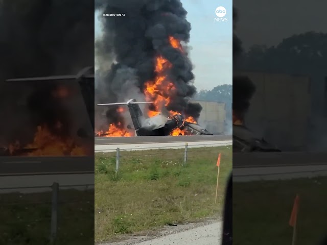 Small plane collides with vehicle on Florida highway, police say