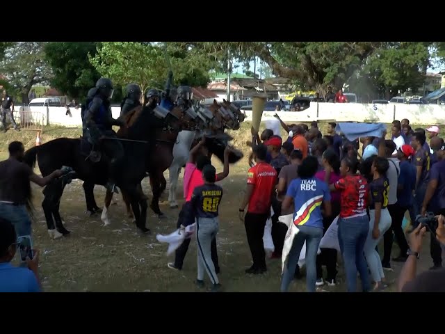 TTPS Prepared For Riots, Unruly Crowds This Carnival