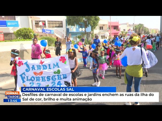 Desfiles carnaval de escolas e jardins enchem as ruas da ilha do Sal de cor, brilho e muita animação