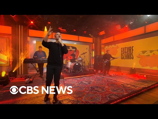 Saturday Sessions: Future Islands perform "King of Sweden"