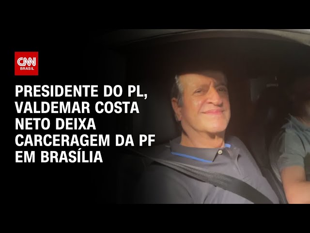 Valdemar Costa Neto, presidente do PL, deixa carceragem da PF em Brasília | CNN PRIME TIME