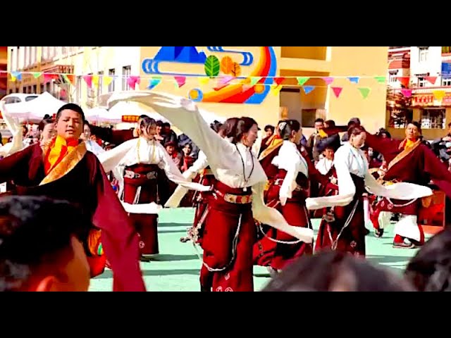 ⁣Жители Сицзанского автономного района встретили Новый год по тибетскому календарю
