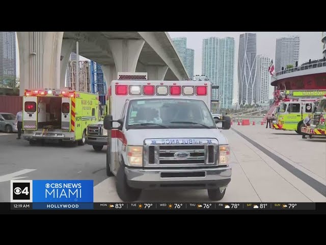 Tour boat crash in Miami sends several to the hospital