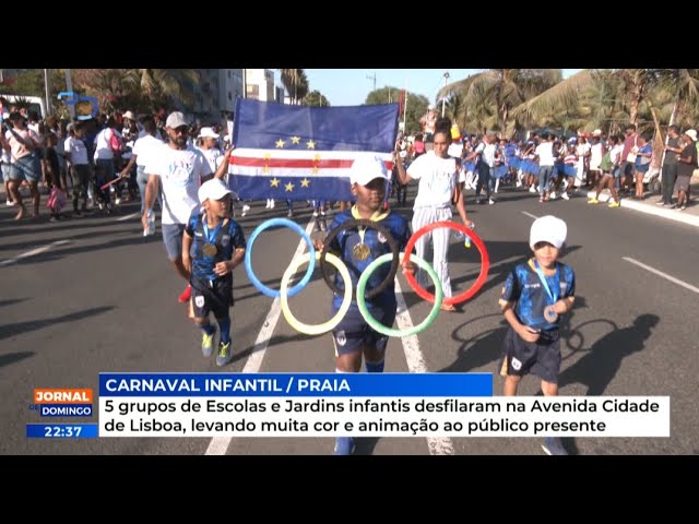 5 grupos de Escolas e Jardins infantis desfilaram na Avenida Cidade de Lisboa, levando muita cor