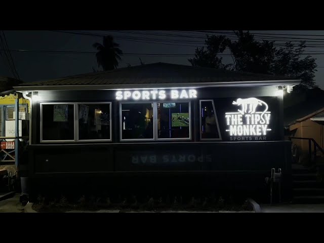 New sports bar opens the west coast