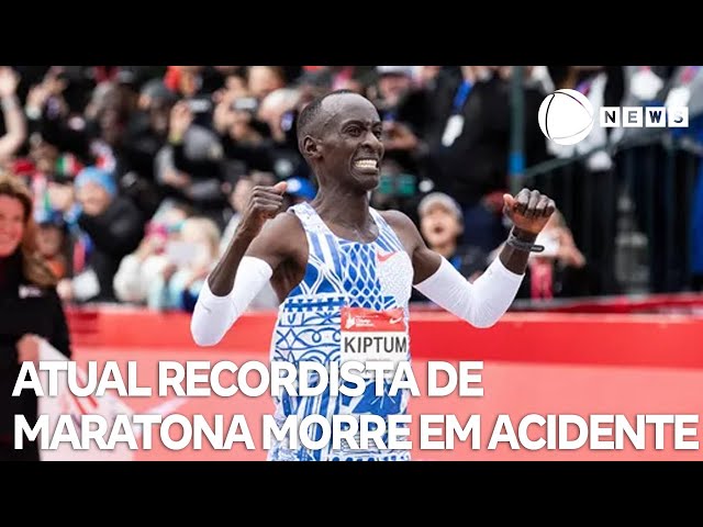 Atual recordista de maratona morre em acidente de carro