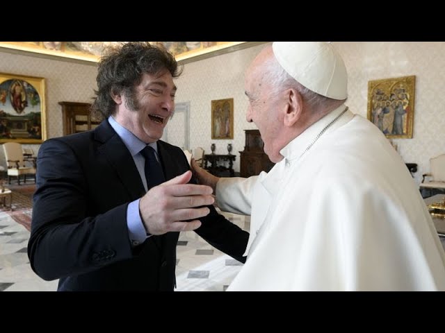 ⁣Beziehungen tauen auf: Papst Franziskus empfängt Javier Milei im Vatikan