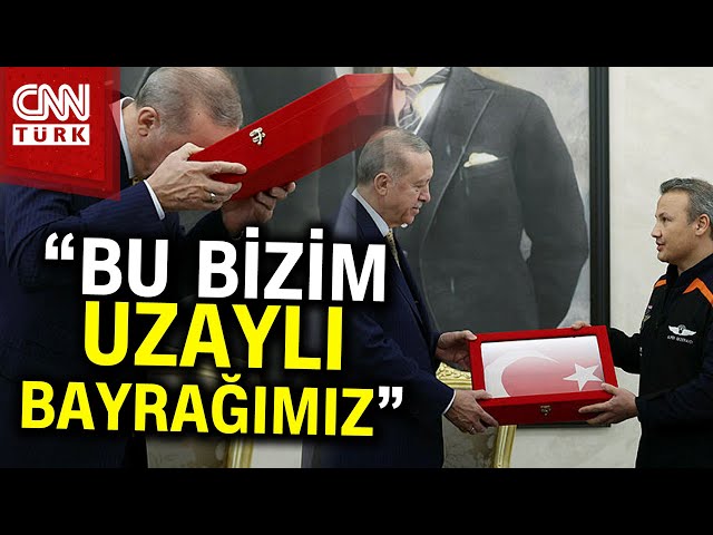 Cumhurbaşkanı Erdoğan ve Alper Gezeravcı Görüşmesi! Gezeravcı, Türk Bayrağını Böyle Teslim Etti