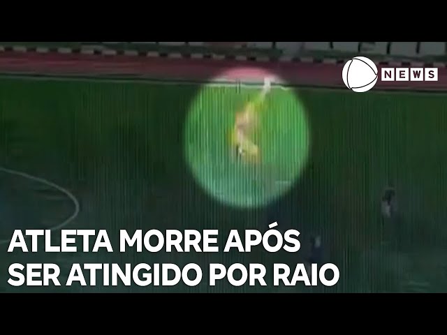 Atleta morre após ser atingido por raio durante partida