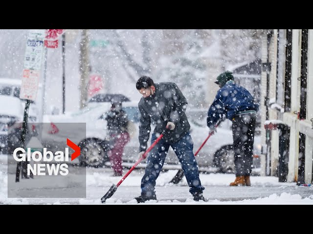 Nor'easter: Winter storm wallops US northeast, creating messy commute