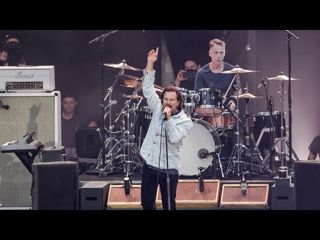 Pearl Jam return to Australia in November