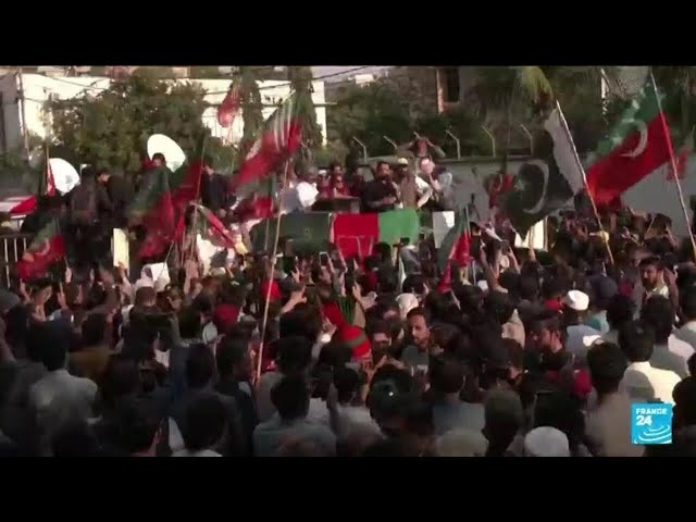 Pakistan : accord de coalition gouvernementale sans les partisans d'Imran Khan • FRANCE 24