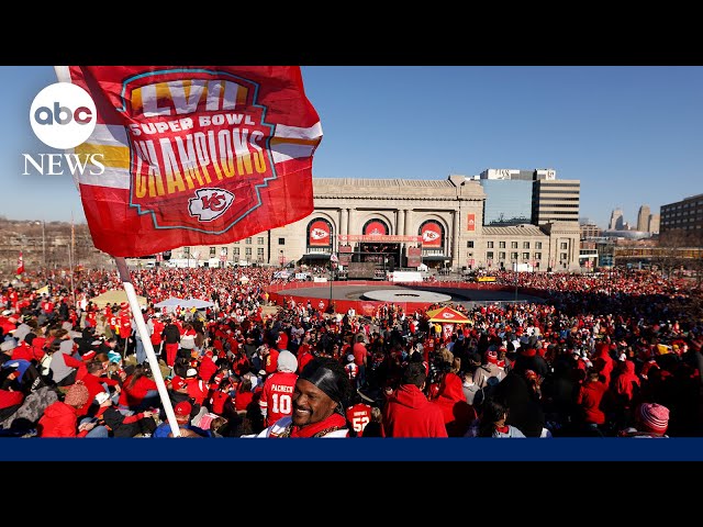 Chiefs’ Super Bowl celebration underway