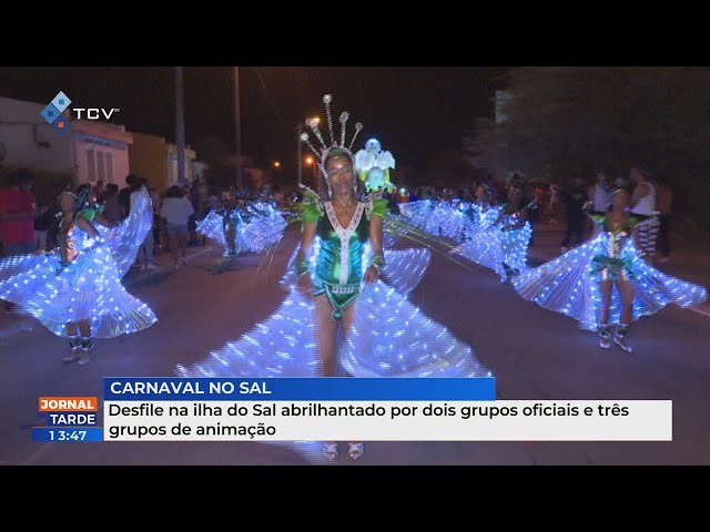 ⁣Desfile na ilha do Sal abrilhantado por dois grupos oficiais e três grupos de animação