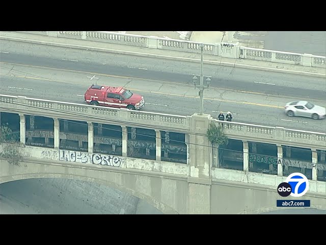 Body found in Los Angeles River