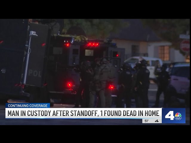 Man in custody after standoff in Glendale, 1 found dead in home