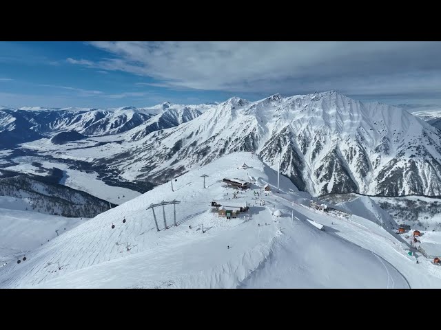 Folk activities attract more tourists to Hemu Village in China's Xinjiang