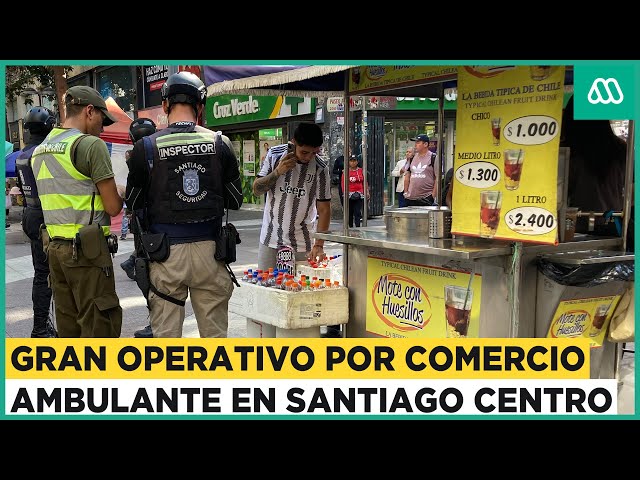 Gran operativo por comercio ambulante: Retiran carros de comida del centro de Santiago